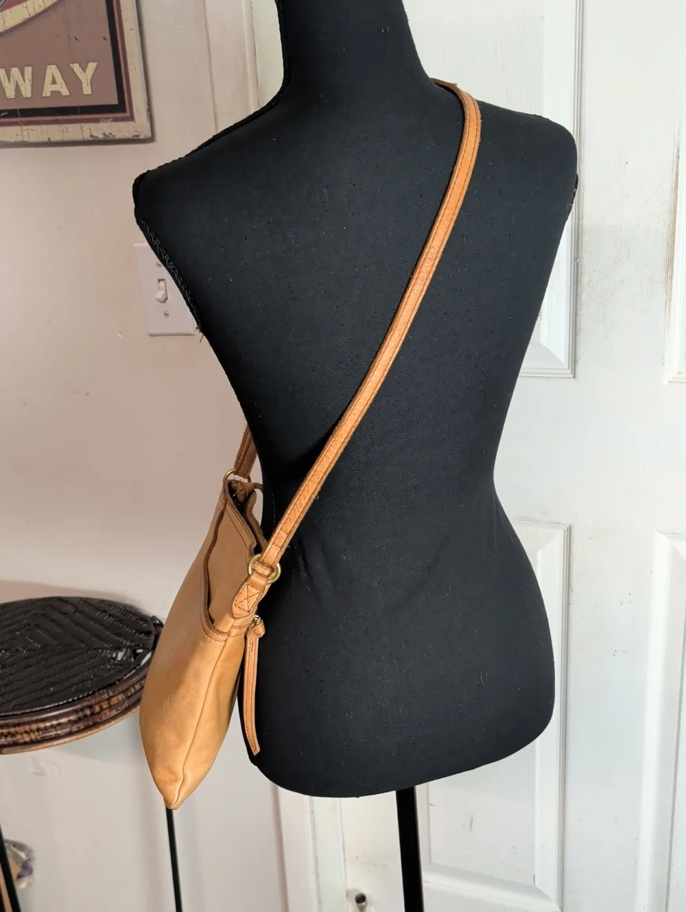 Margot New York Split Pocket Crossbody In Cognac